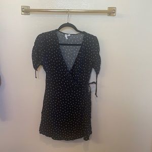 Tilly’s tie dress